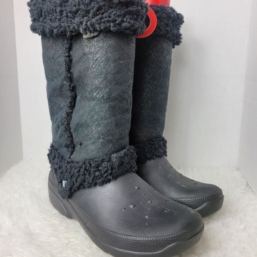 Crocs Women's Nadia Pull On Boot Size 6 Black Rubber Faux Fur Fleece Comfy Light